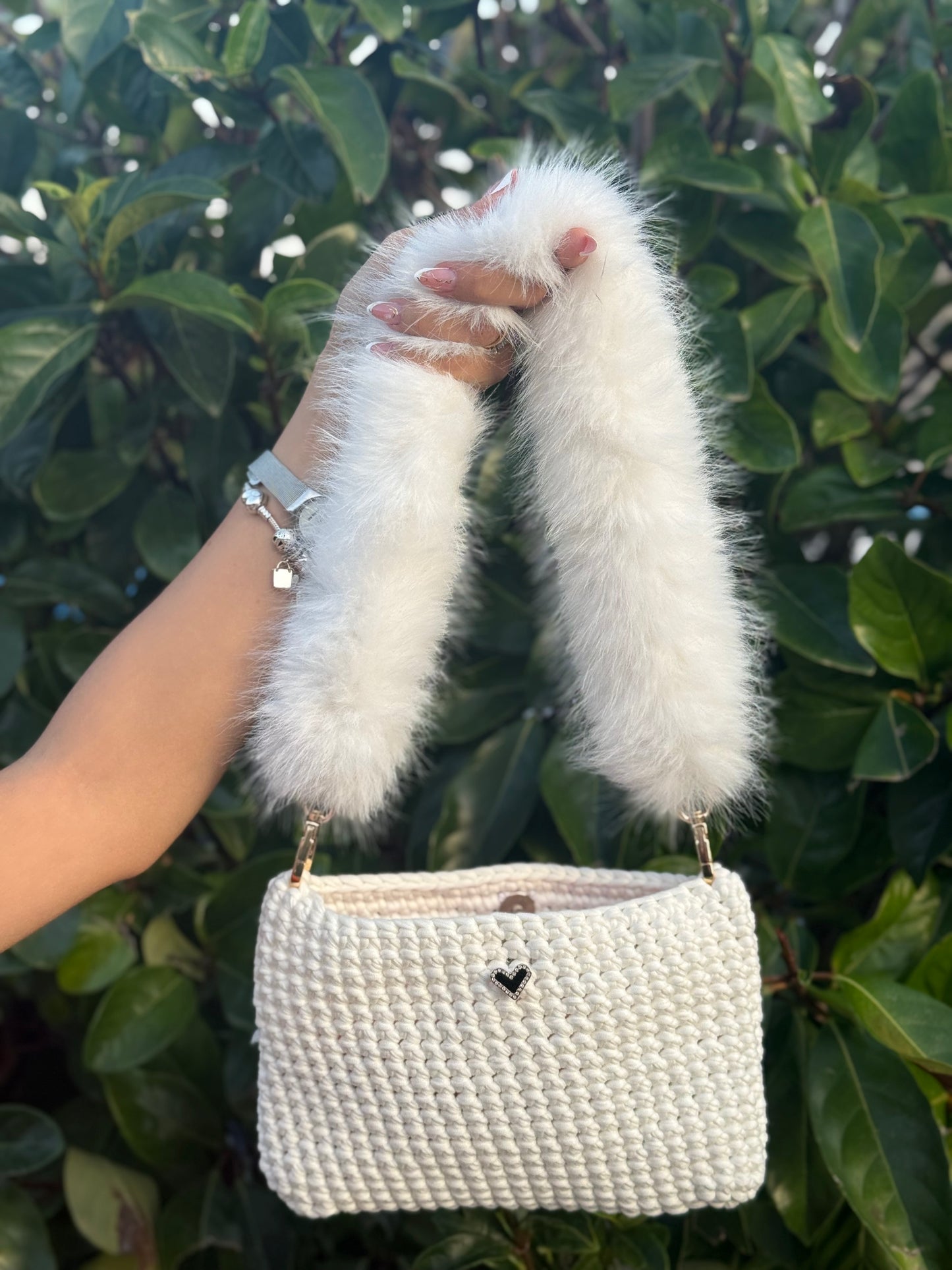 Bag White Hairy