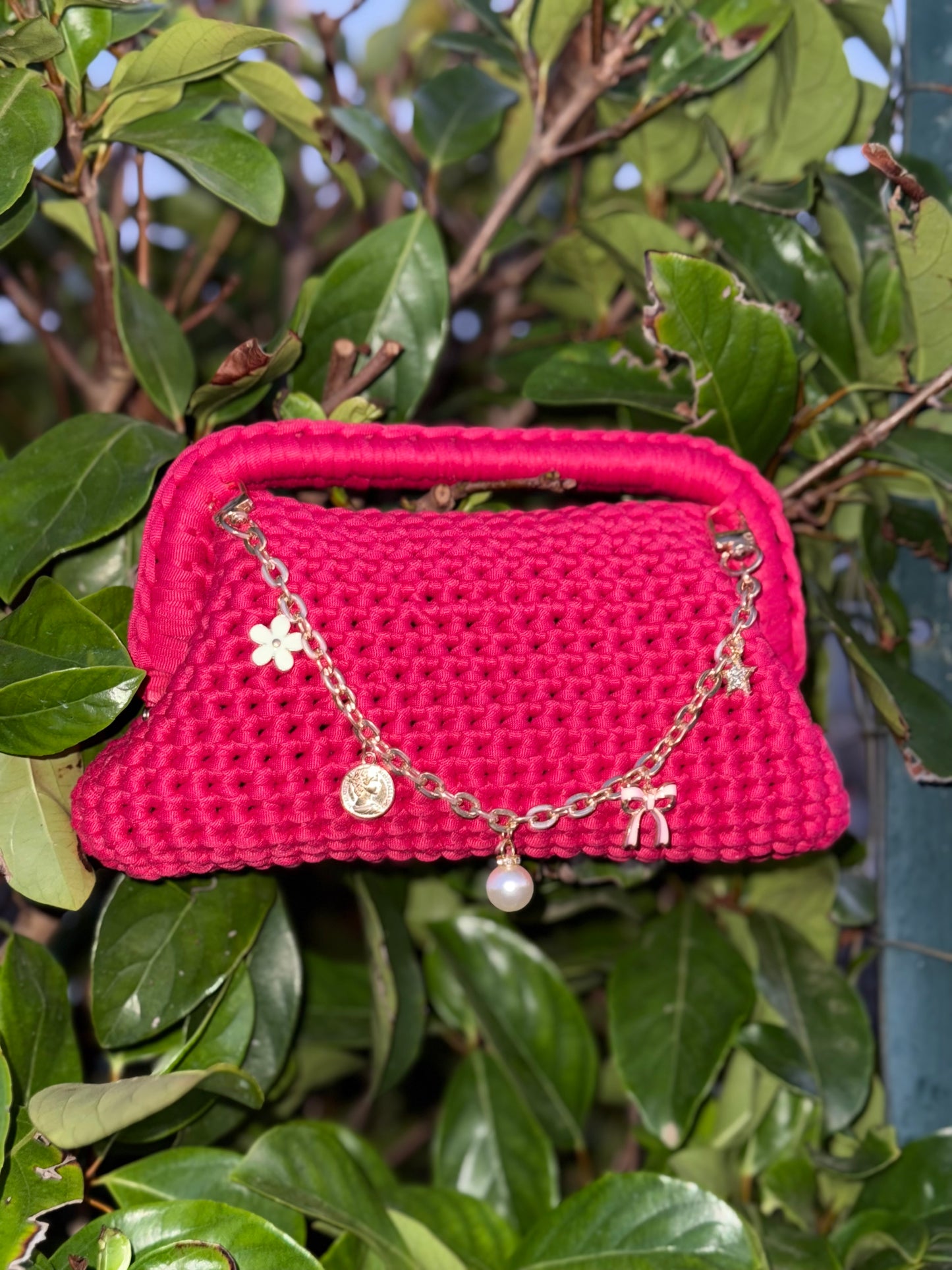 Clutch Bright