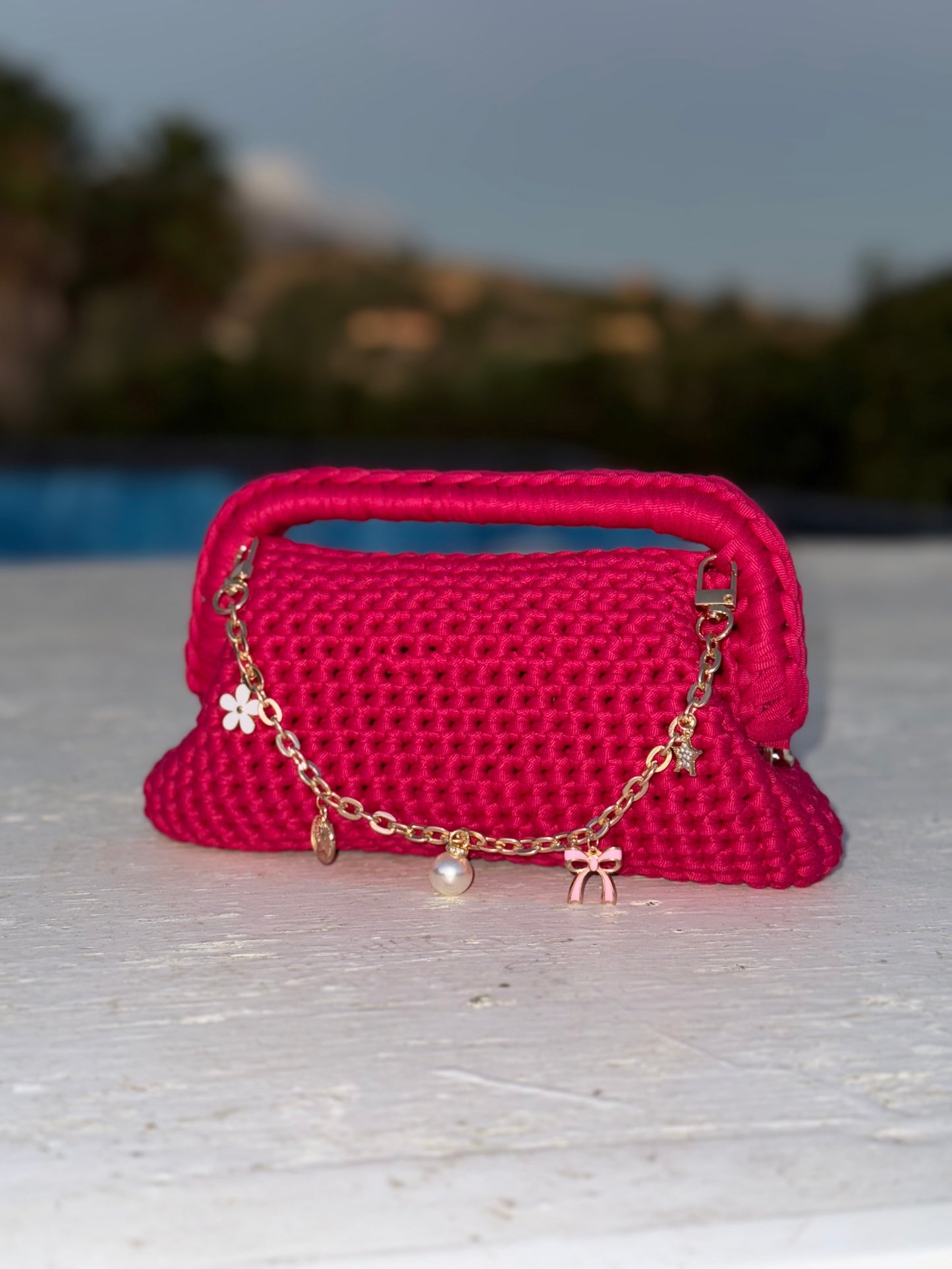 Clutch Bright