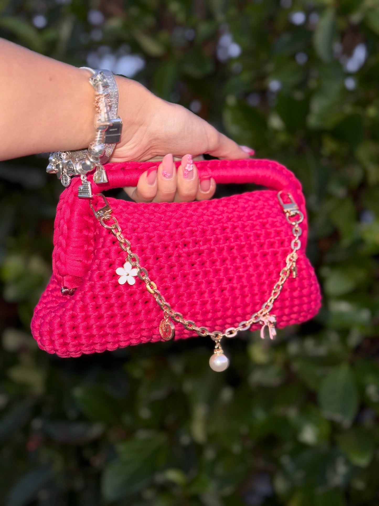 Clutch Bright