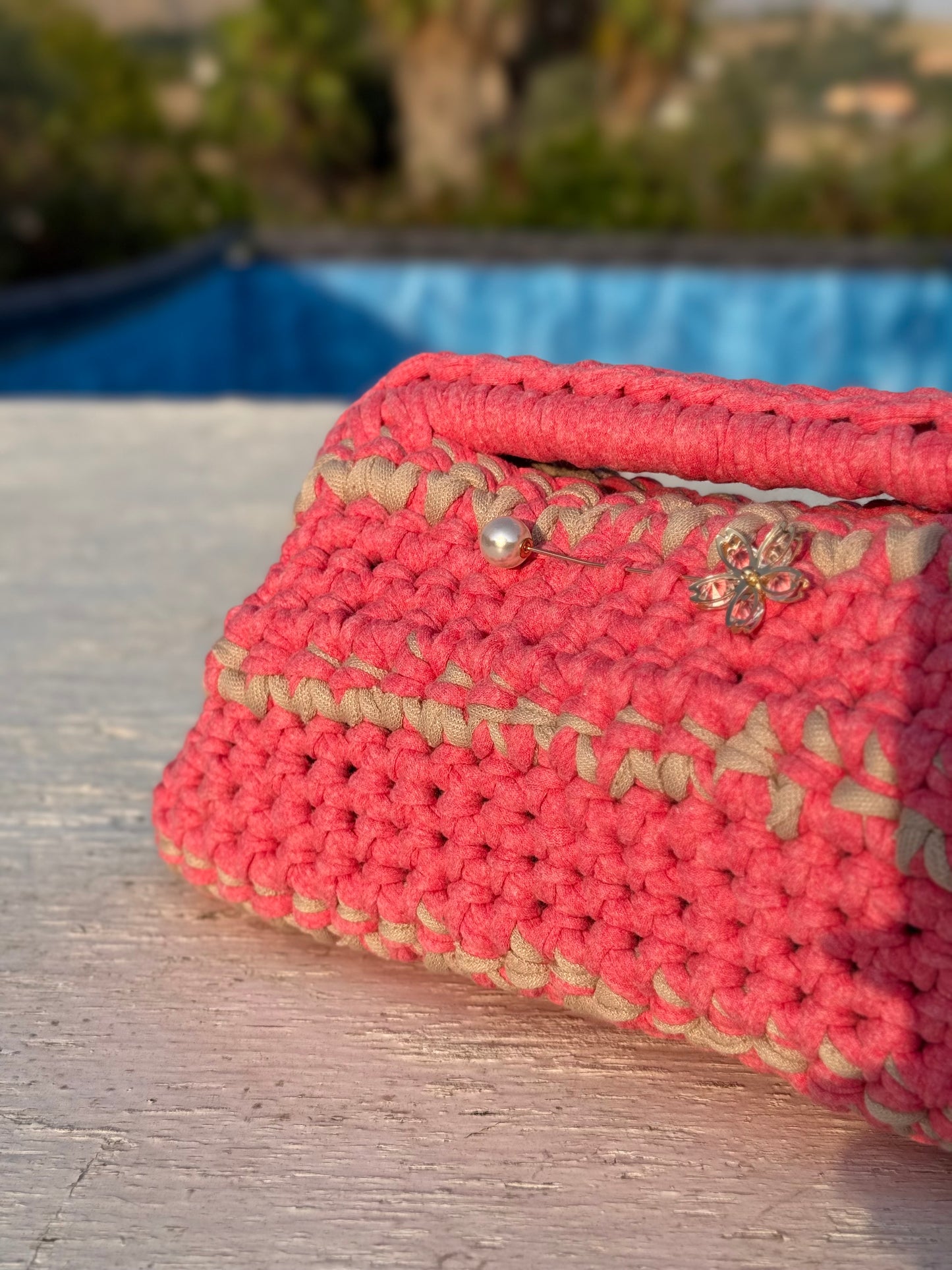 Clutch Bicolor