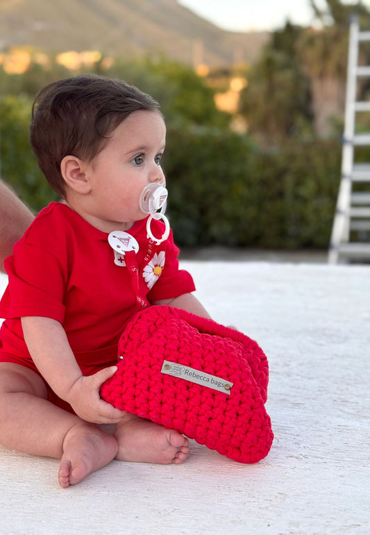 Clutch Red